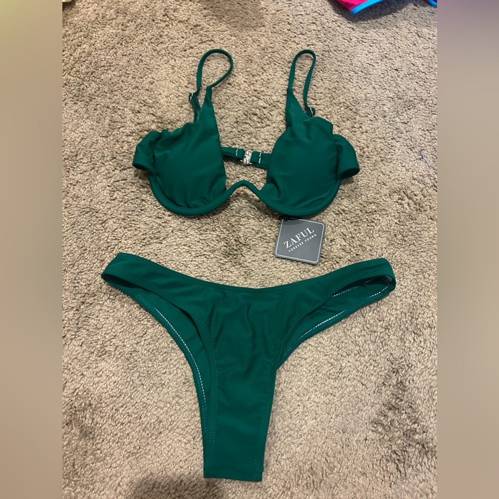 Dark green swimsuit set
